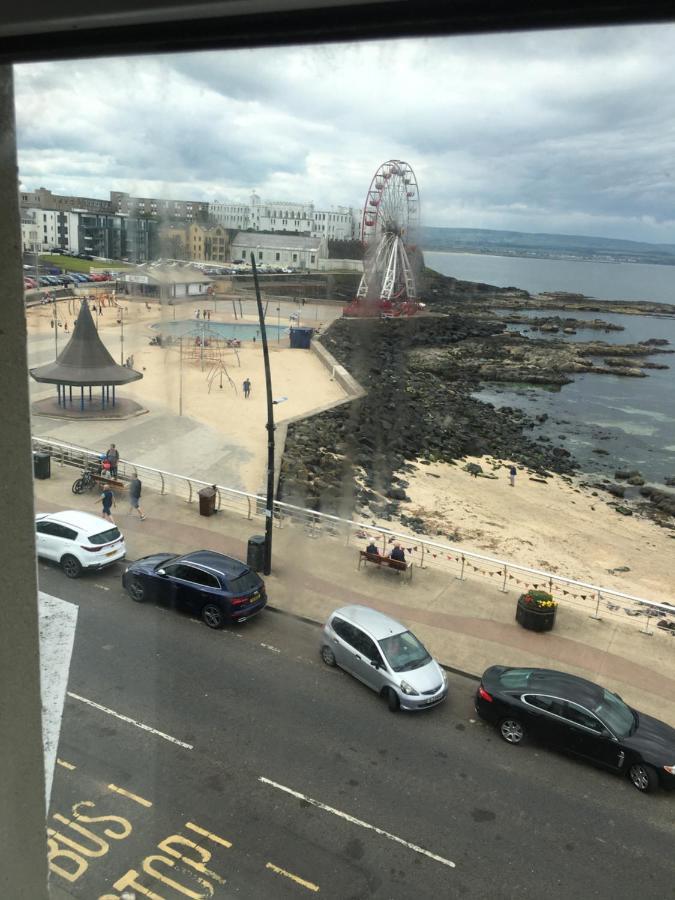 On The Prom Aparthotel Portstewart Exterior photo